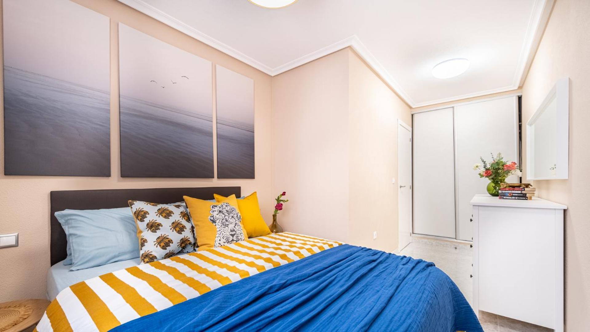 Apartamento A 3 Minutos De La Playa Torrevieja Exterior photo